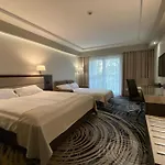 Ambasador Premium Hotel 4*