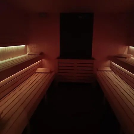 Отель Ambasador Premium 4*