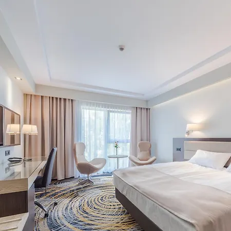 Ambasador Premium 4* לודז'