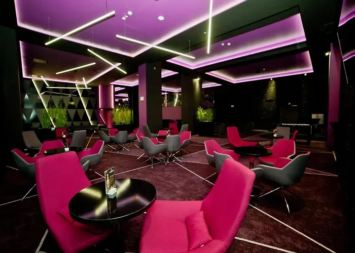 Ambasador Premium Отель