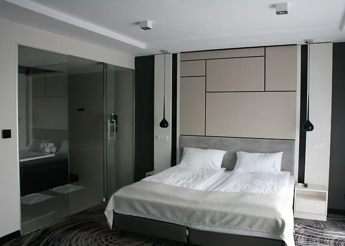 Ambasador Premium Отель Лодзь