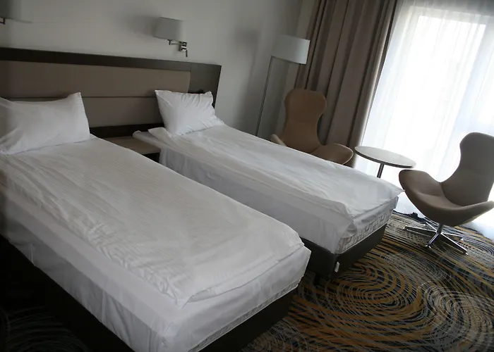 Ambasador Premium Отель Лодзь