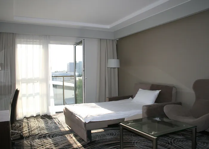 Ambasador Premium Отель 4*