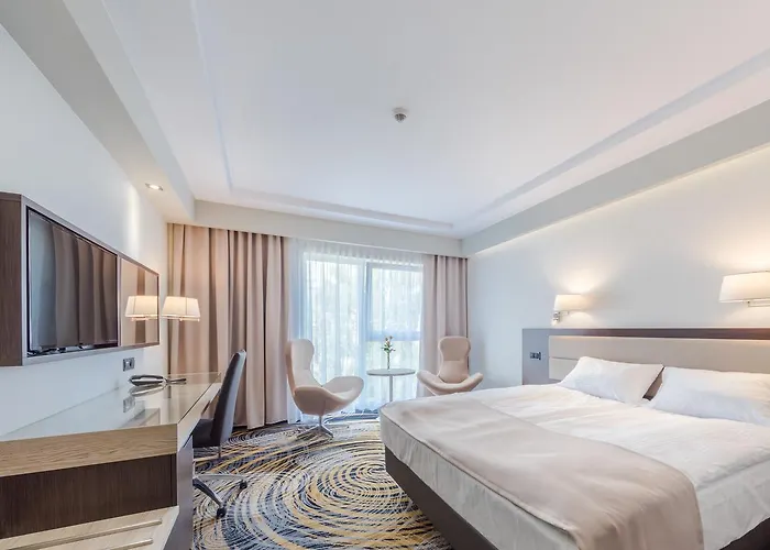 Ambasador Premium 4* Łódź